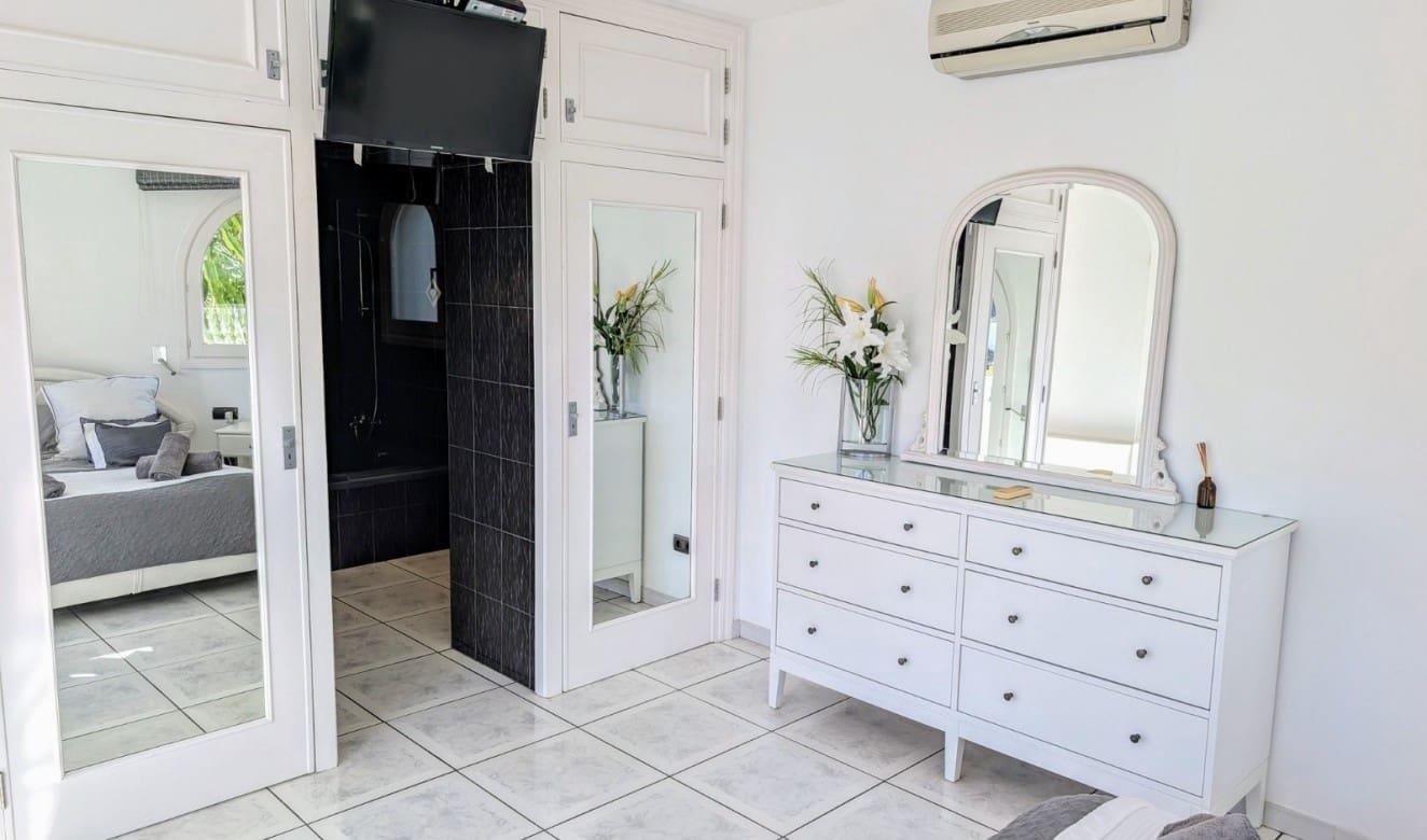 3 soverom Villa til salgs i Moraira med svømmebasseng - € 1 100 000 (Ref: 9699324)