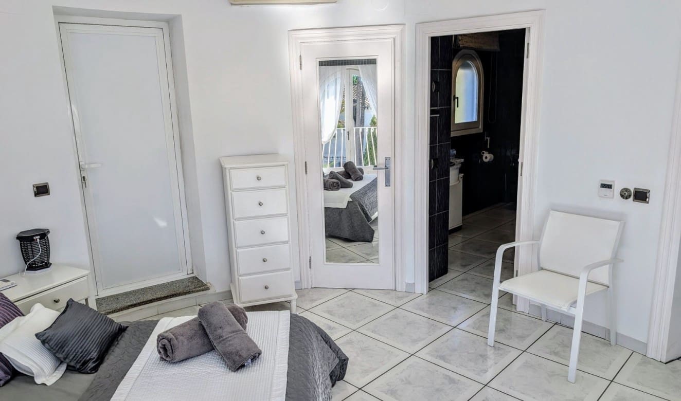 3 soverom Villa til salgs i Moraira med svømmebasseng - € 1 100 000 (Ref: 9699324)