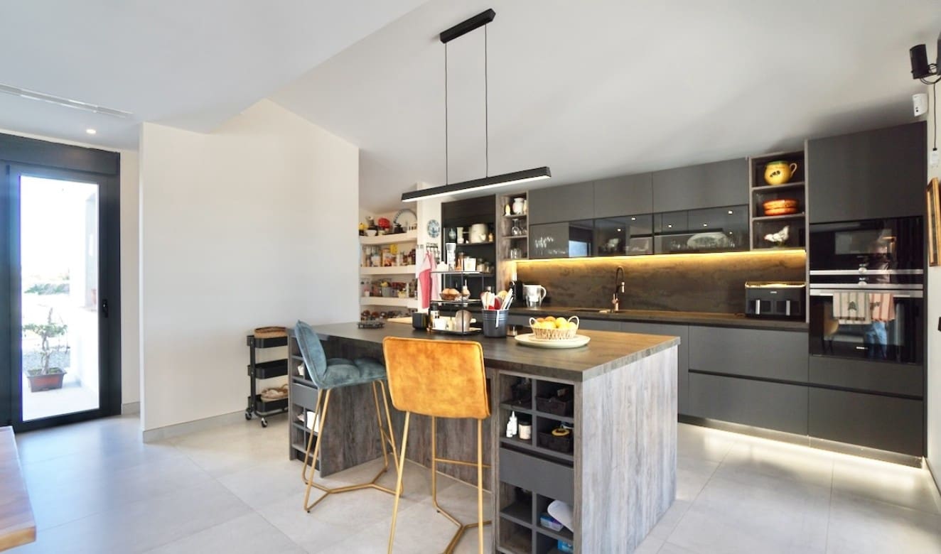 3 soveværelse Finca/Landehus til salg i Benissa med swimmingpool - € 1.395.000 (Ref: 9699326)