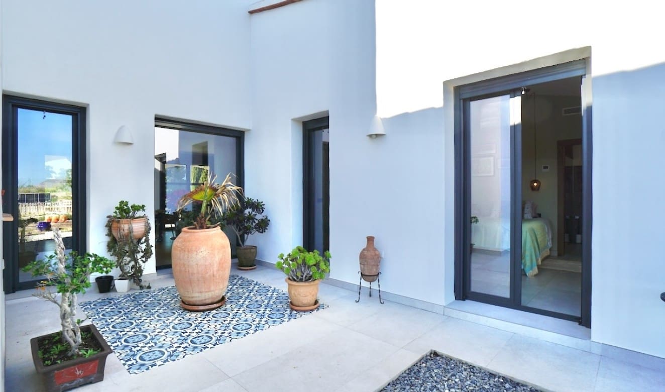 3 soveværelse Finca/Landehus til salg i Benissa med swimmingpool - € 1.395.000 (Ref: 9699326)