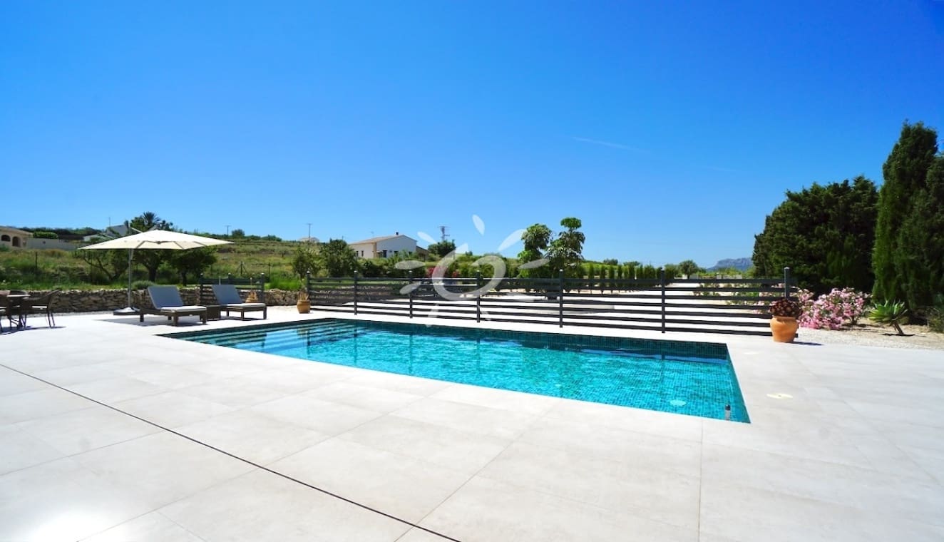 3 sovrum Finca/Hus på landet till salu i Benissa med pool - 1 335 000 € (Ref: 9699326)
