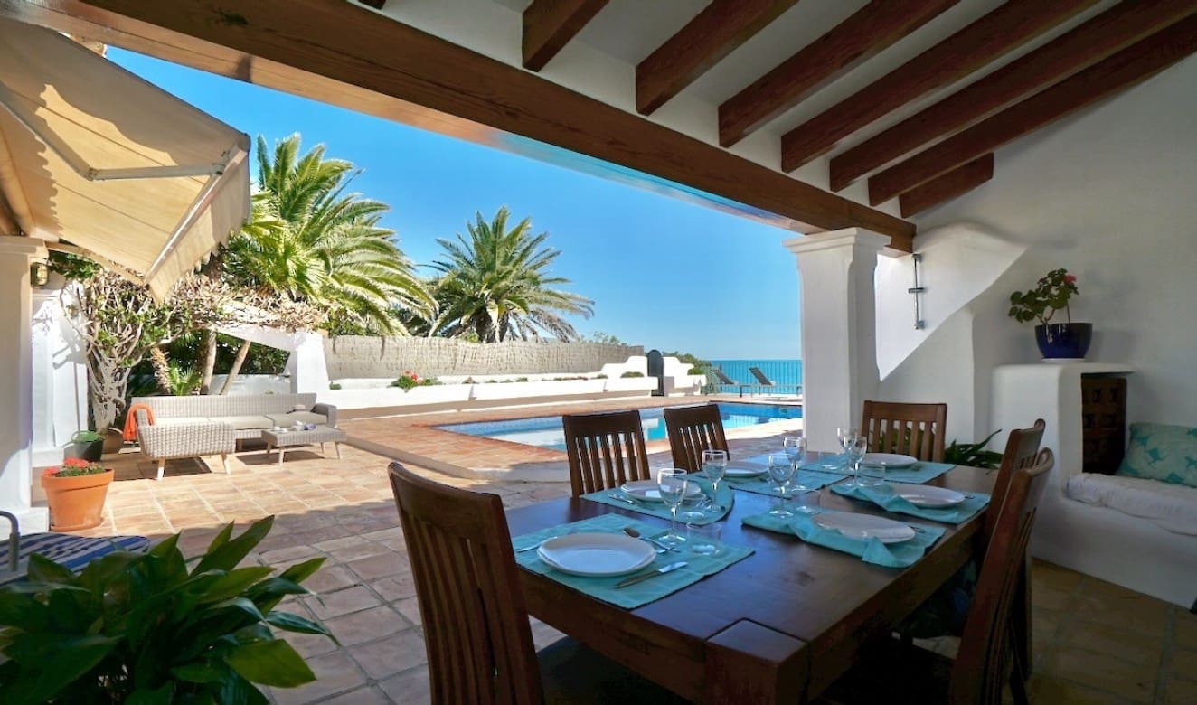 4 bedroom Villa for sale in Moraira with pool - € 2,990,000 (Ref: 9699327)