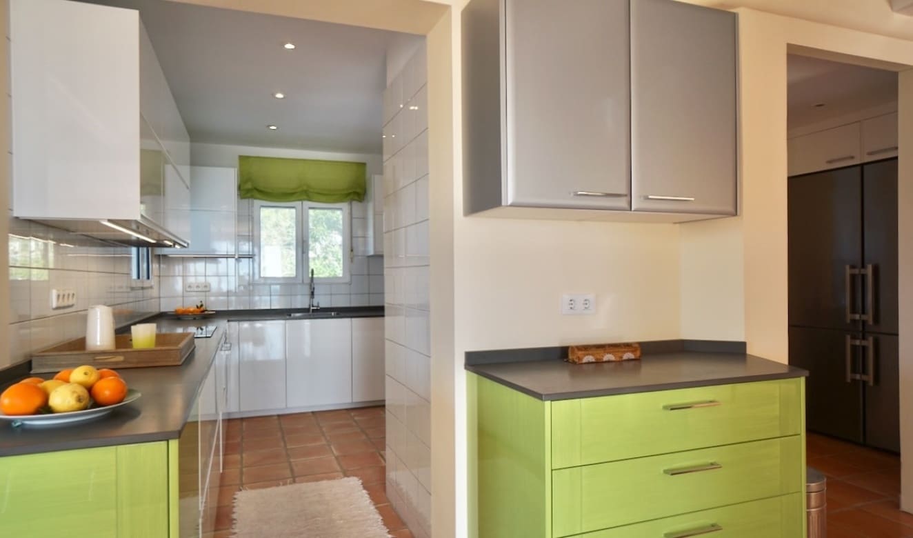 7 bedroom Villa for sale in Moraira with pool - € 2,750,000 (Ref: 9699328)