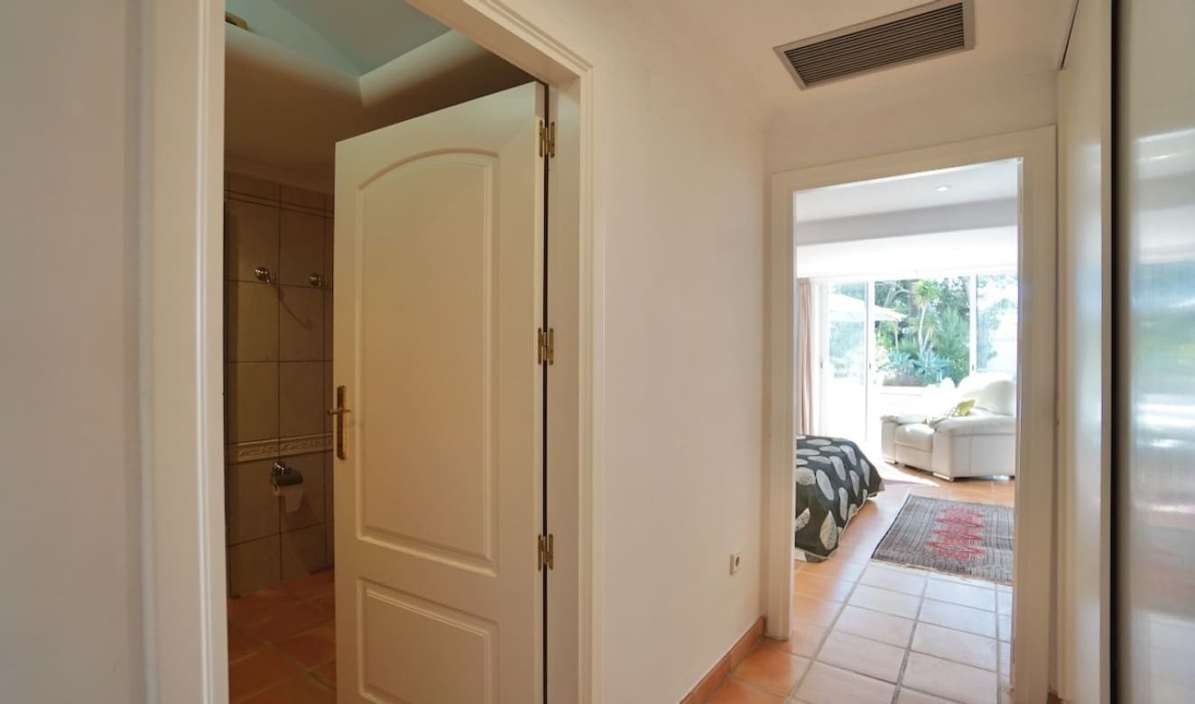 7 bedroom Villa for sale in Moraira with pool - € 2,750,000 (Ref: 9699328)