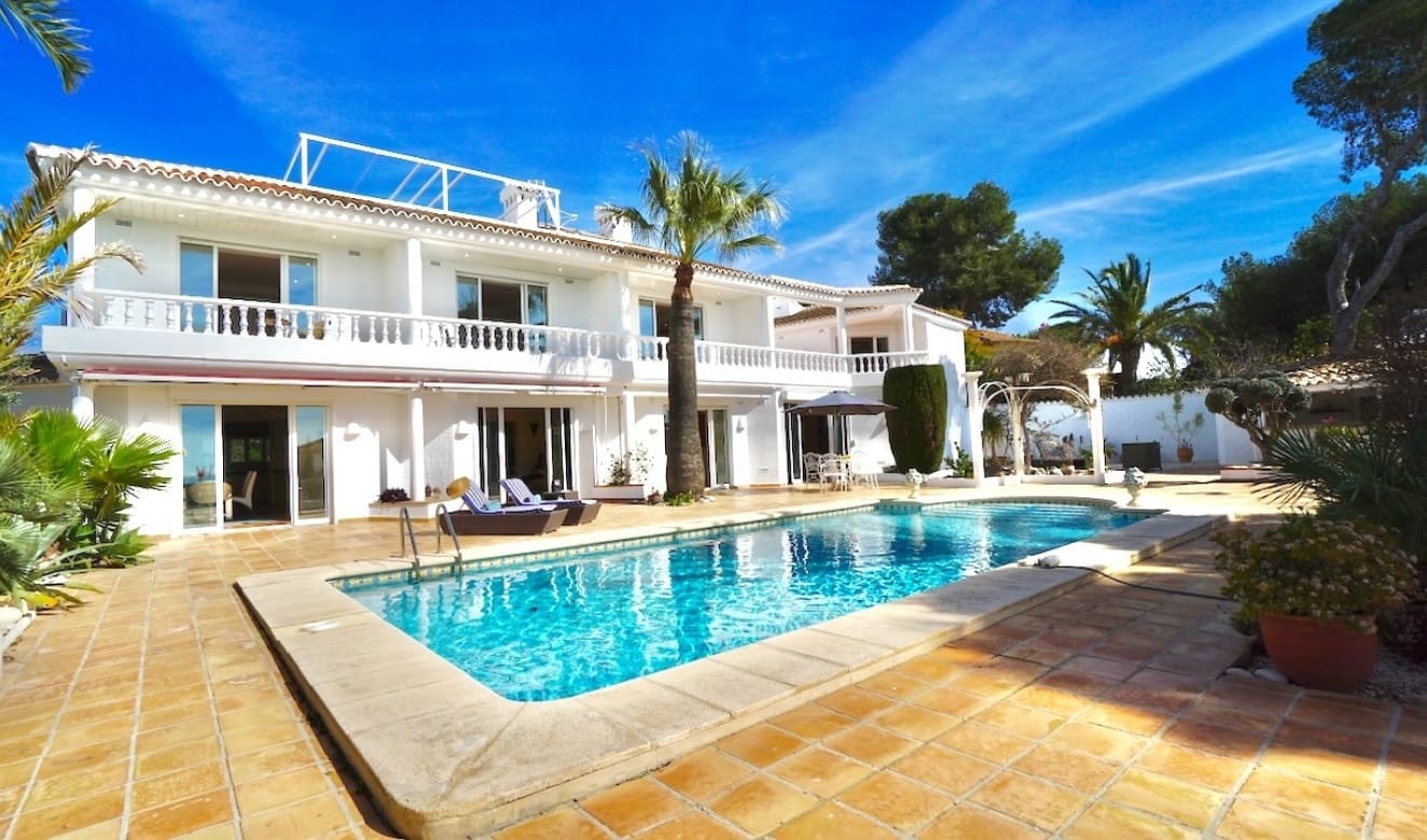 7 bedroom Villa for sale in Moraira with pool - € 2,750,000 (Ref: 9699328)