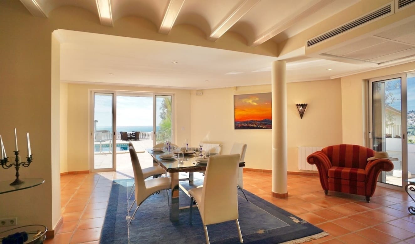 7 bedroom Villa for sale in Moraira with pool - € 2,750,000 (Ref: 9699328)