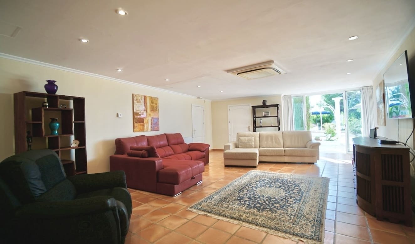 7 bedroom Villa for sale in Moraira with pool - € 2,750,000 (Ref: 9699328)