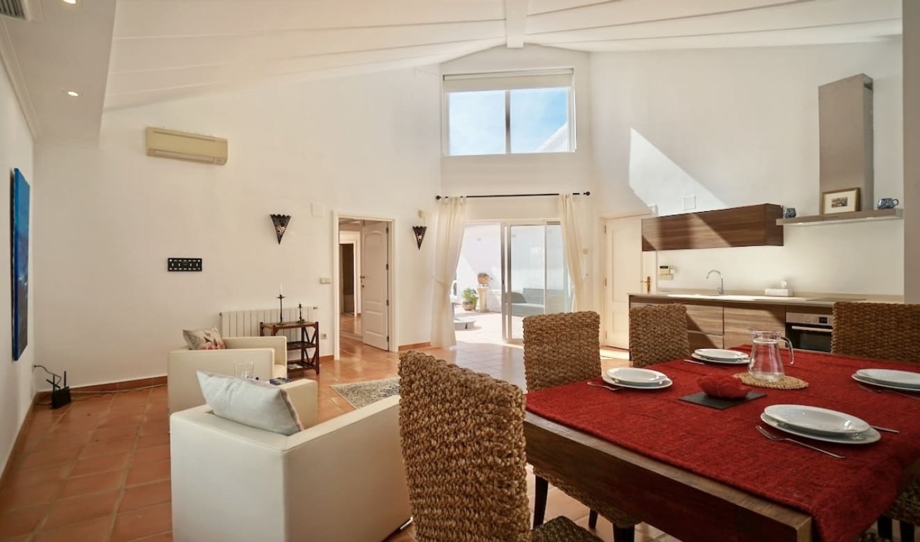 7 bedroom Villa for sale in Moraira with pool - € 2,750,000 (Ref: 9699328)