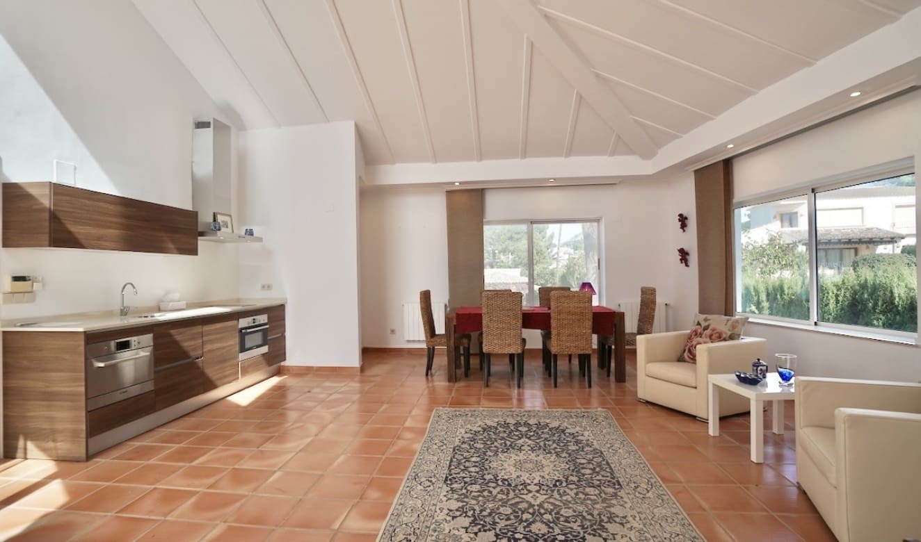 7 bedroom Villa for sale in Moraira with pool - € 2,750,000 (Ref: 9699328)