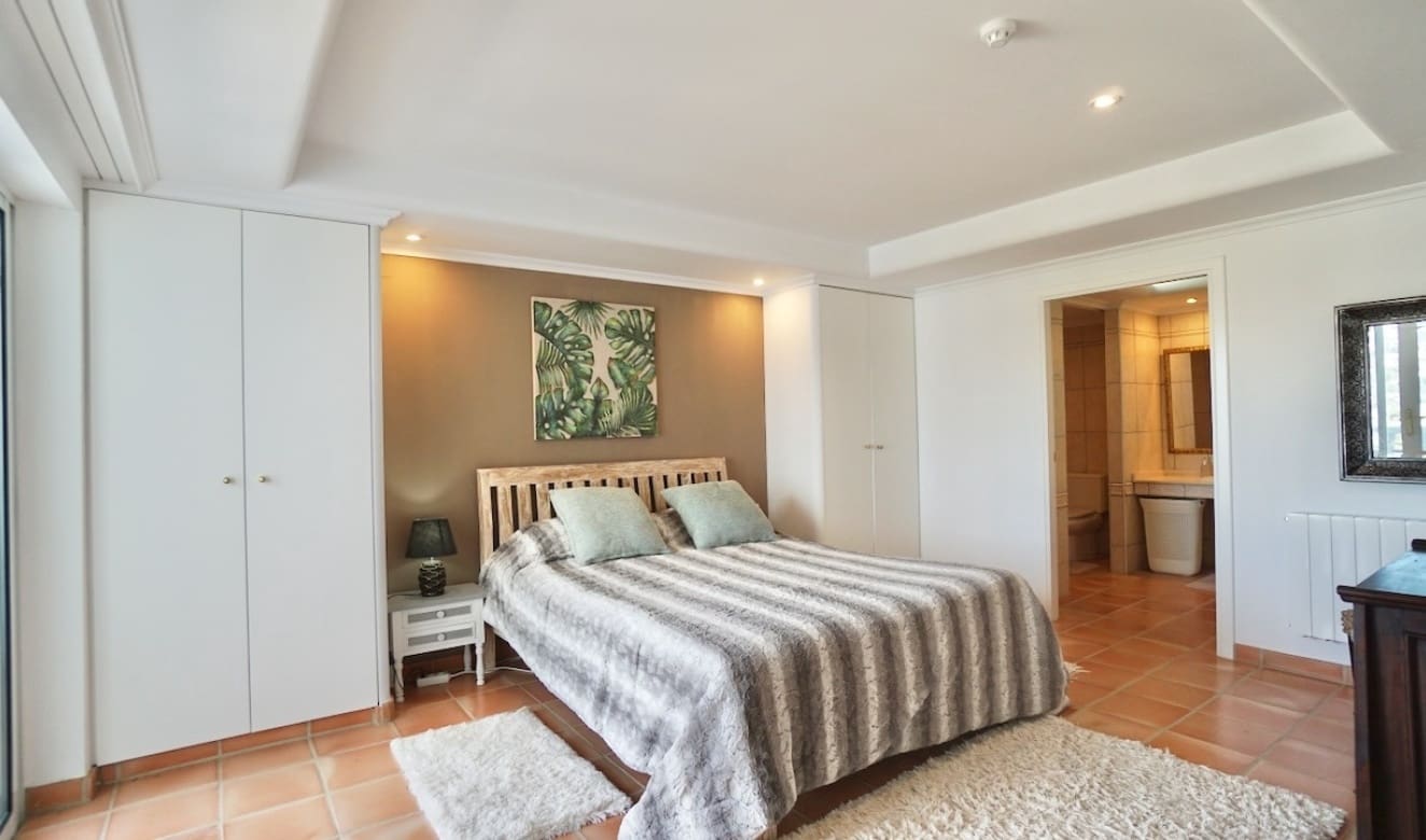 7 bedroom Villa for sale in Moraira with pool - € 2,750,000 (Ref: 9699328)