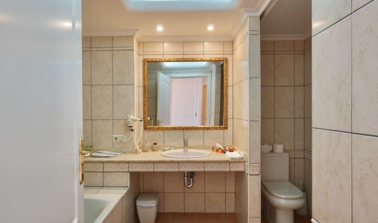 7 bedroom Villa for sale in Moraira with pool - € 2,750,000 (Ref: 9699328)