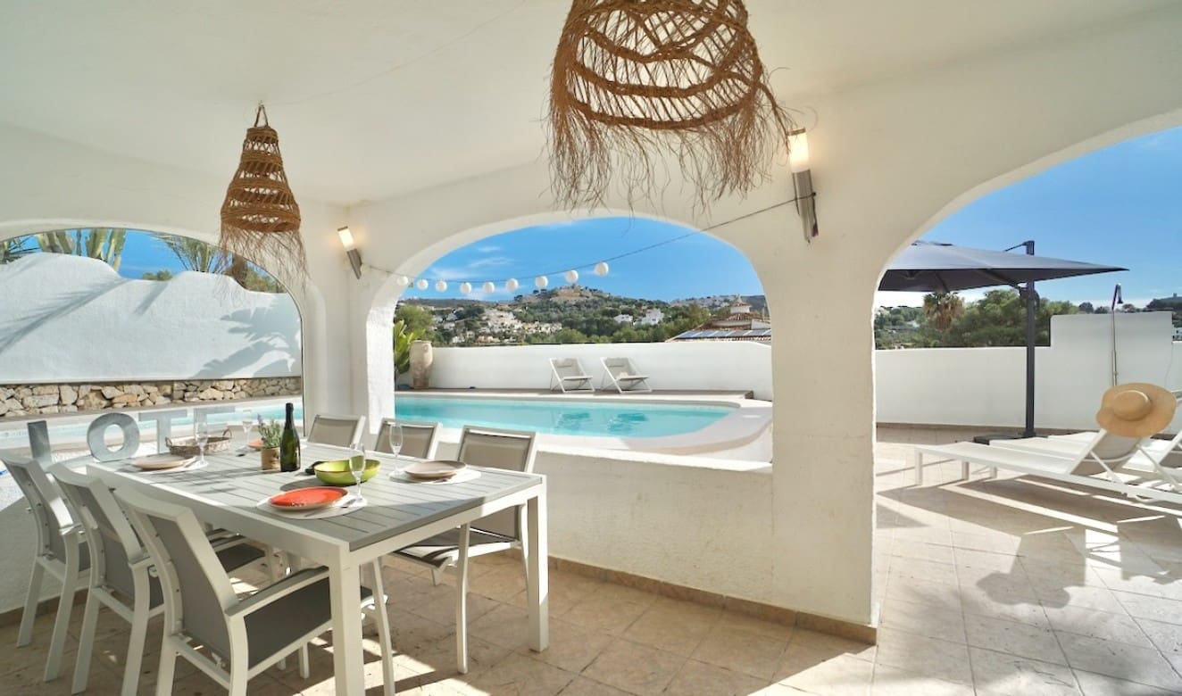 6 soveværelse Villa til salg i Moraira med swimmingpool - € 859.000 (Ref: 9699329)