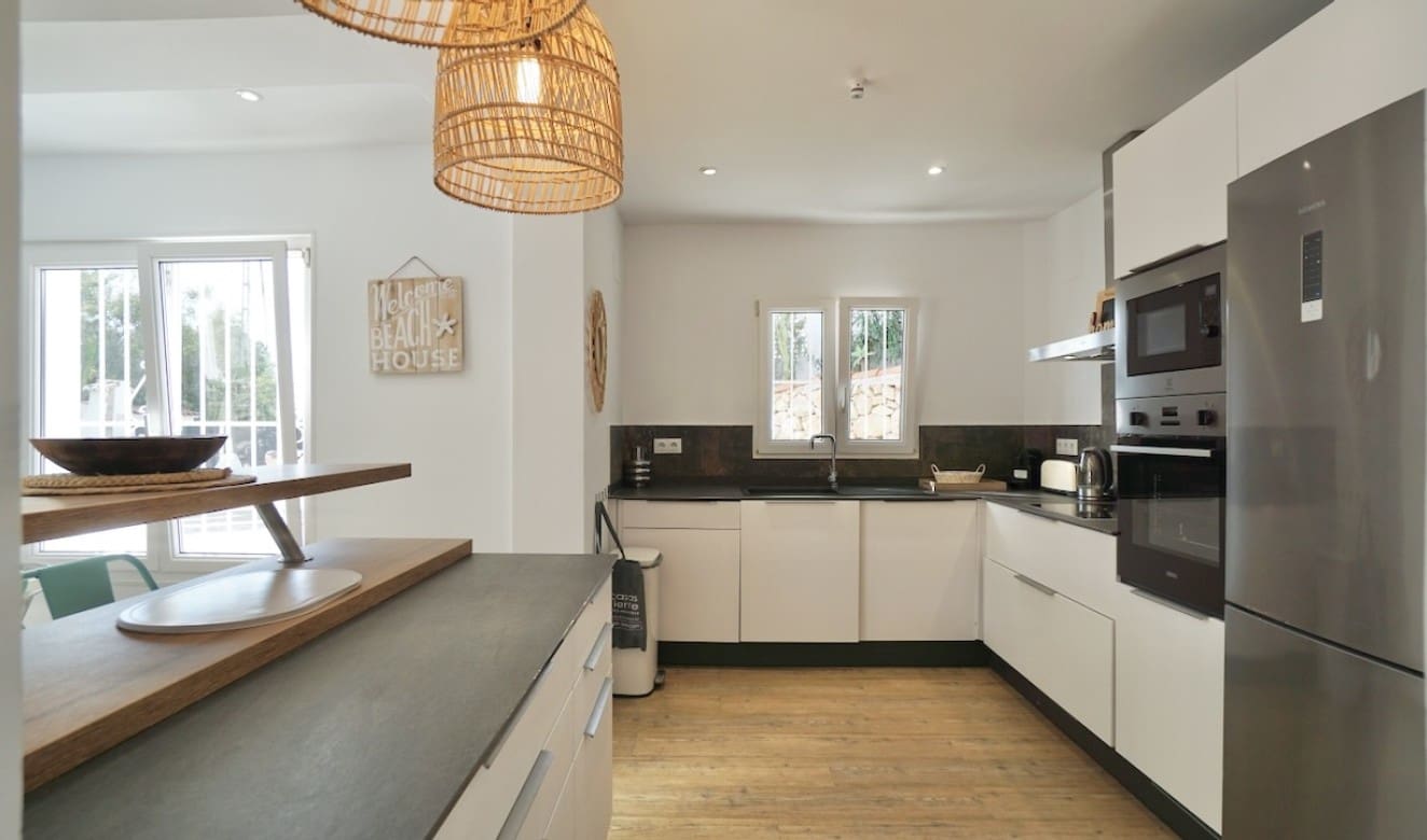 6 soveværelse Villa til salg i Moraira med swimmingpool - € 859.000 (Ref: 9699329)