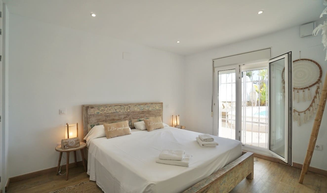 6 soveværelse Villa til salg i Moraira med swimmingpool - € 859.000 (Ref: 9699329)