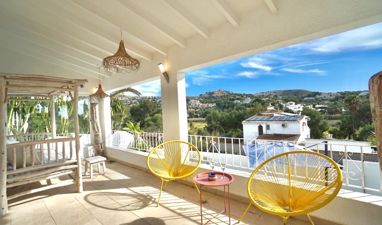 6 soveværelse Villa til salg i Moraira med swimmingpool - € 859.000 (Ref: 9699329)