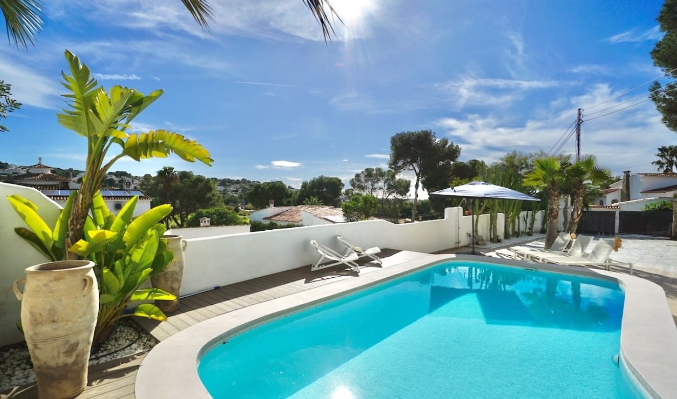 6 soveværelse Villa til salg i Moraira med swimmingpool - € 859.000 (Ref: 9699329)