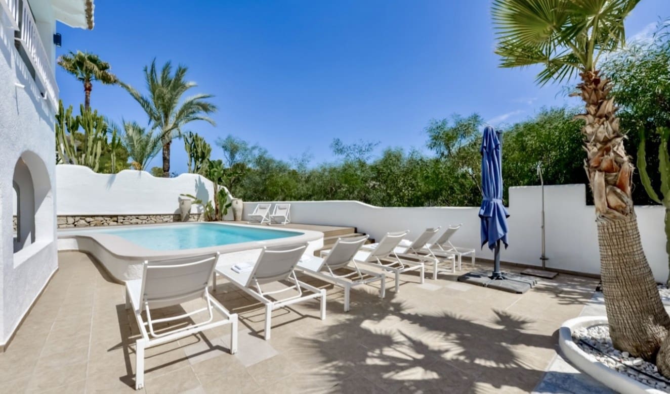 6 soveværelse Villa til salg i Moraira med swimmingpool - € 859.000 (Ref: 9699329)