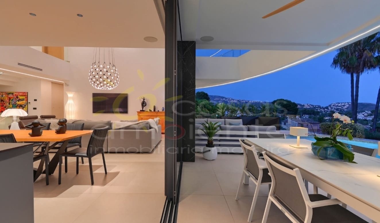 3 soveværelse Villa til salg i Moraira med swimmingpool garage - € 2.100.000 (Ref: 9699330)