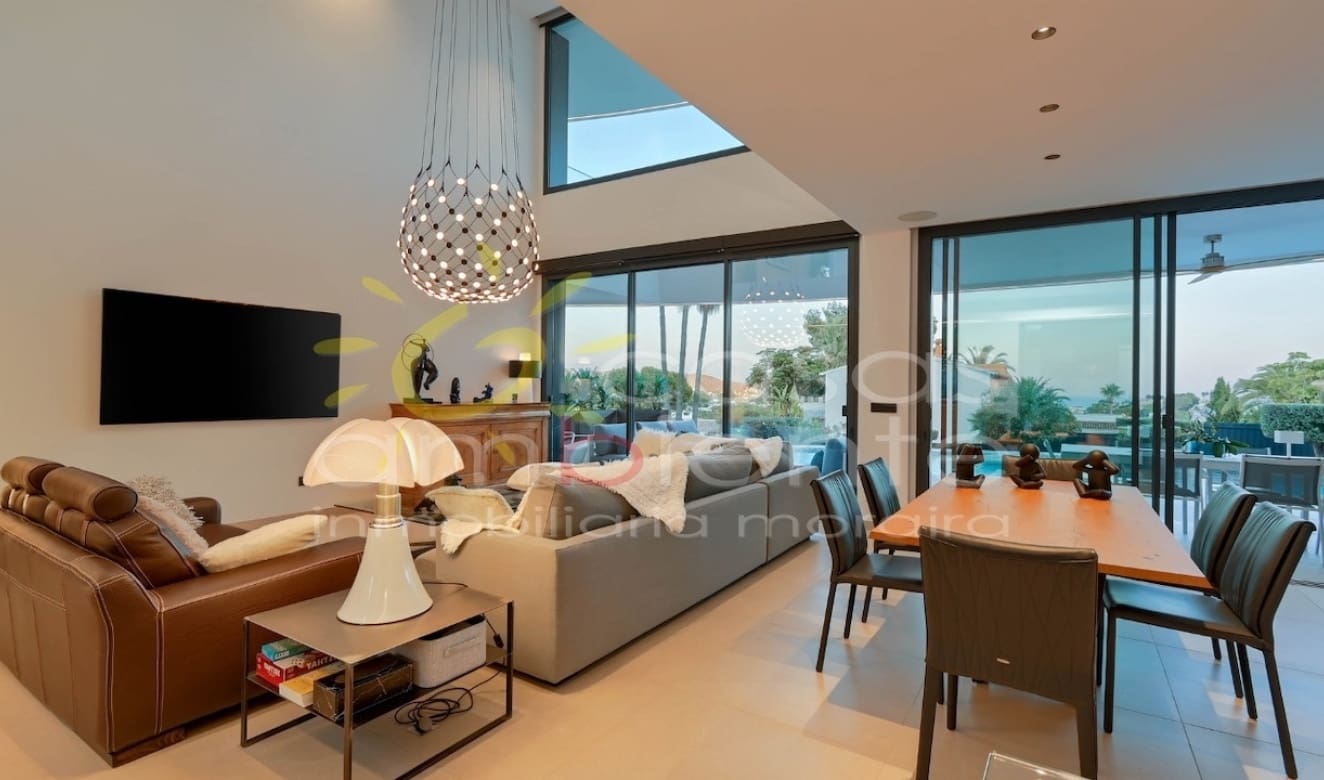 3 soveværelse Villa til salg i Moraira med swimmingpool garage - € 2.100.000 (Ref: 9699330)