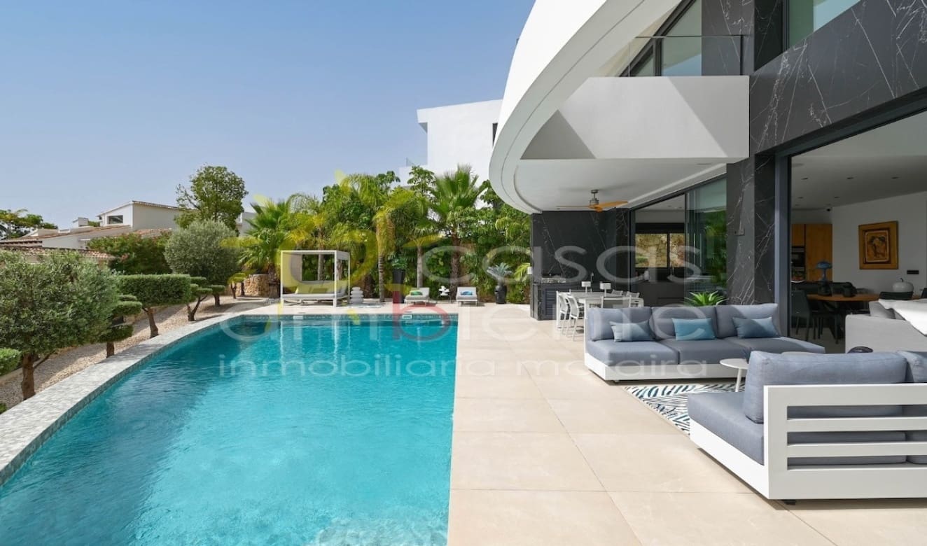 3 soveværelse Villa til salg i Moraira med swimmingpool garage - € 2.100.000 (Ref: 9699330)
