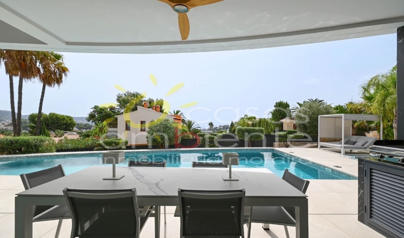 3 soveværelse Villa til salg i Moraira med swimmingpool garage - € 2.100.000 (Ref: 9699330)