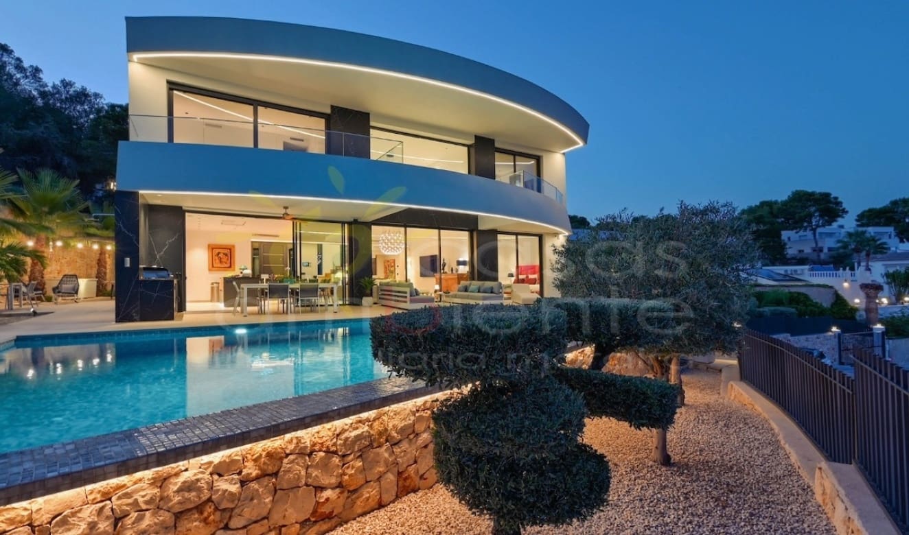 3 soveværelse Villa til salg i Moraira med swimmingpool garage - € 2.100.000 (Ref: 9699330)