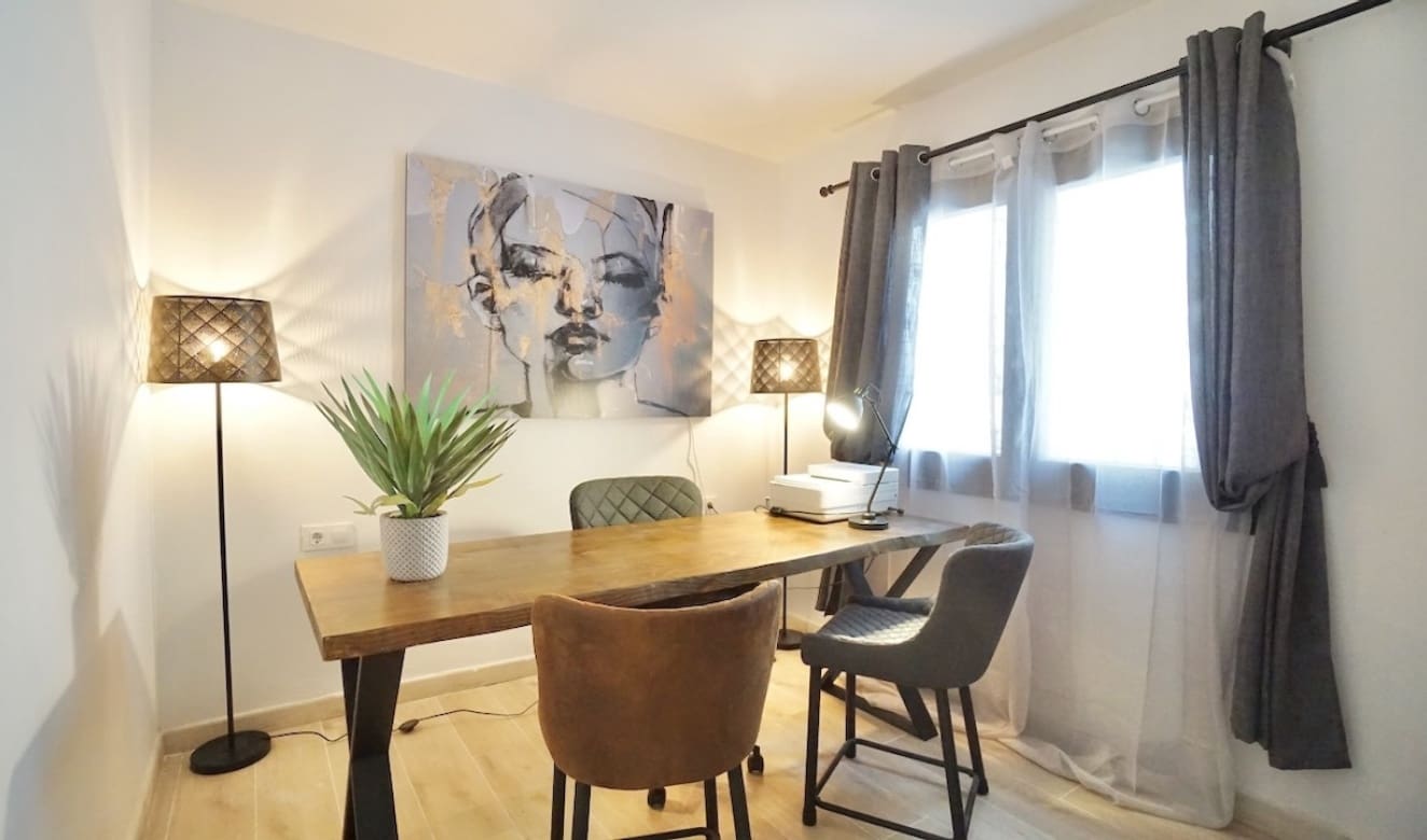 5 bedroom Villa for sale in Moraira with pool - € 895,000 (Ref: 9708082)