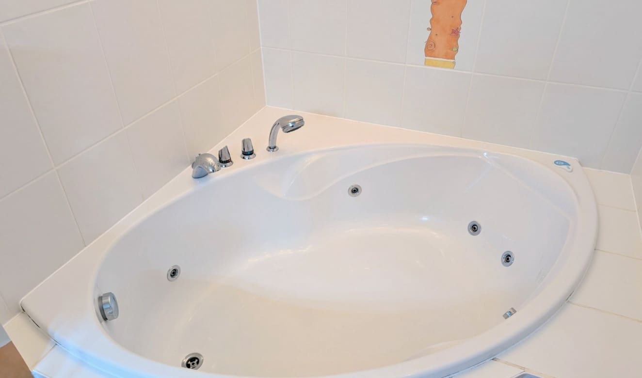 3 bedroom Villa for sale in Cumbre del Sol with pool - € 499,000 (Ref: 9709058)