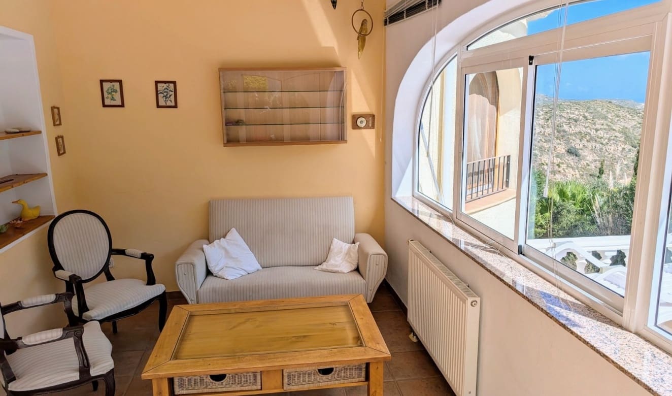 3 bedroom Villa for sale in Cumbre del Sol with pool - € 499,000 (Ref: 9709058)