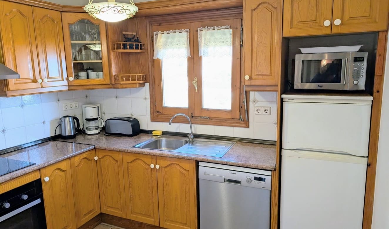 3 bedroom Villa for sale in Cumbre del Sol with pool - € 499,000 (Ref: 9709058)