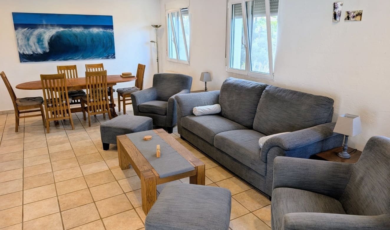 4 bedroom Villa for sale in Benissa with pool - € 599,500 (Ref: 9709059)