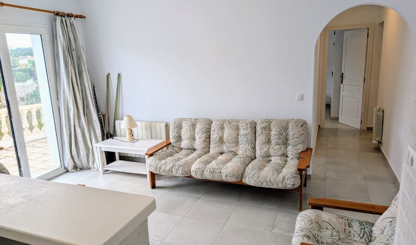 4 bedroom Villa for sale in Benissa with pool - € 599,500 (Ref: 9709059)