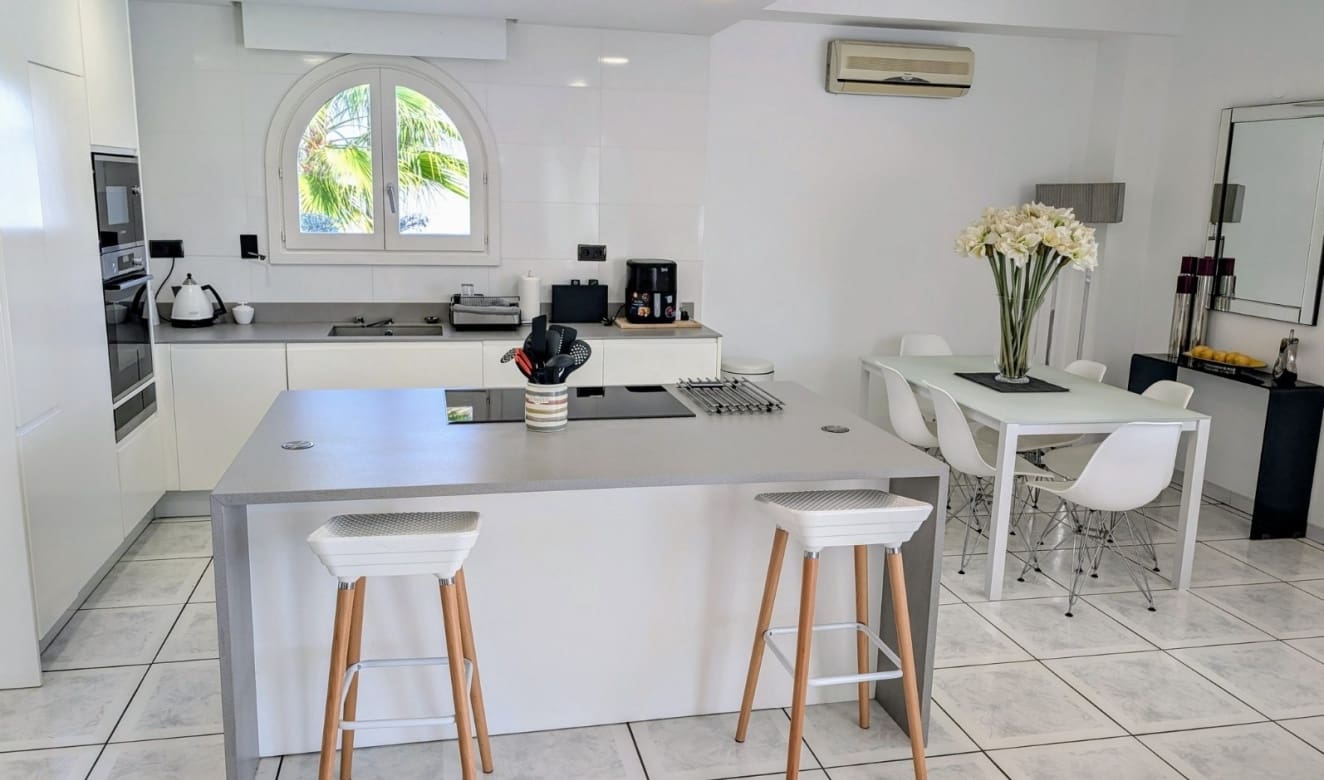 3 soverom Villa til salgs i Moraira med svømmebasseng - € 1 100 000 (Ref: 9709061)