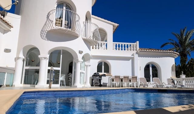 3 soverom Villa til salgs i Benimeit - Tabaira, Teulada-Moraira med svømmebasseng - € 1 100 000 (Ref: 9709061)