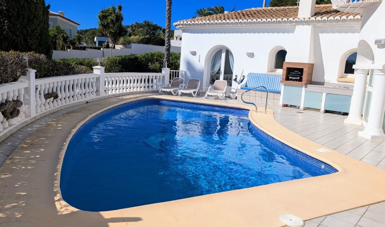 3 soverom Villa til salgs i Moraira med svømmebasseng - € 1 100 000 (Ref: 9709061)