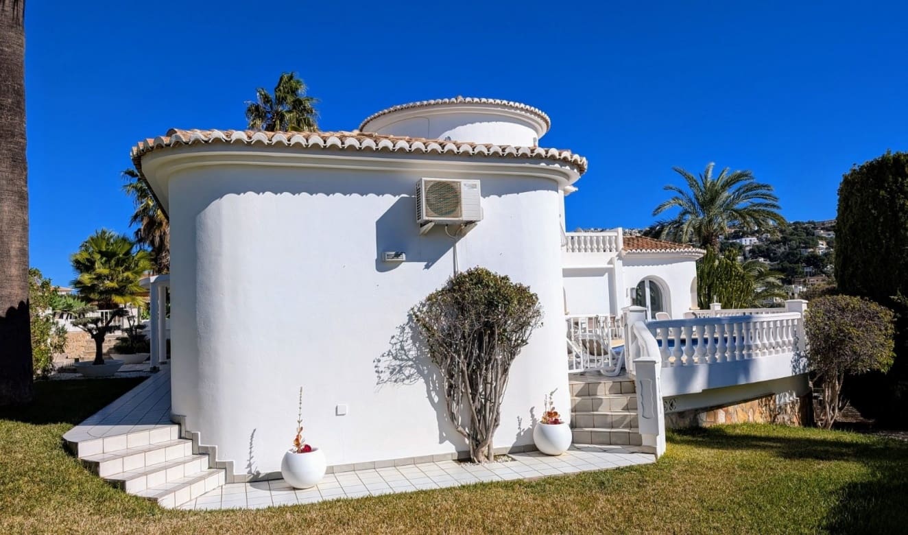 3 soverom Villa til salgs i Moraira med svømmebasseng - € 1 100 000 (Ref: 9709061)