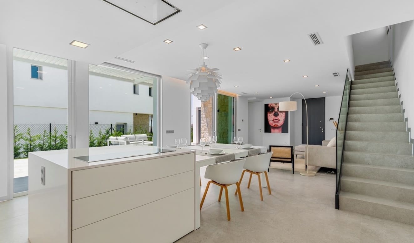 3 sypialnia Willa na sprzedaż w Finestrat z basenem - 885 000 € (Ref: 9749310)