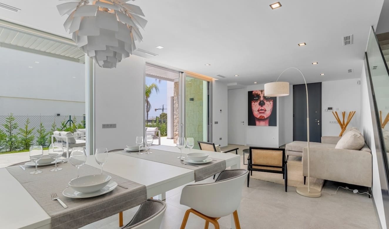 3 sypialnia Willa na sprzedaż w Finestrat z basenem - 885 000 € (Ref: 9749310)