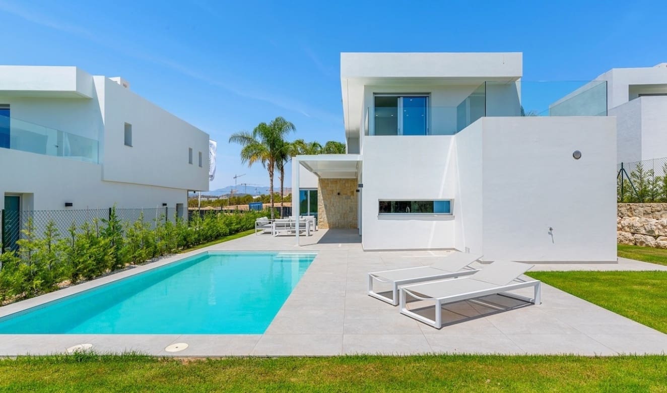 3 sypialnia Willa na sprzedaż w Finestrat z basenem - 885 000 € (Ref: 9749310)