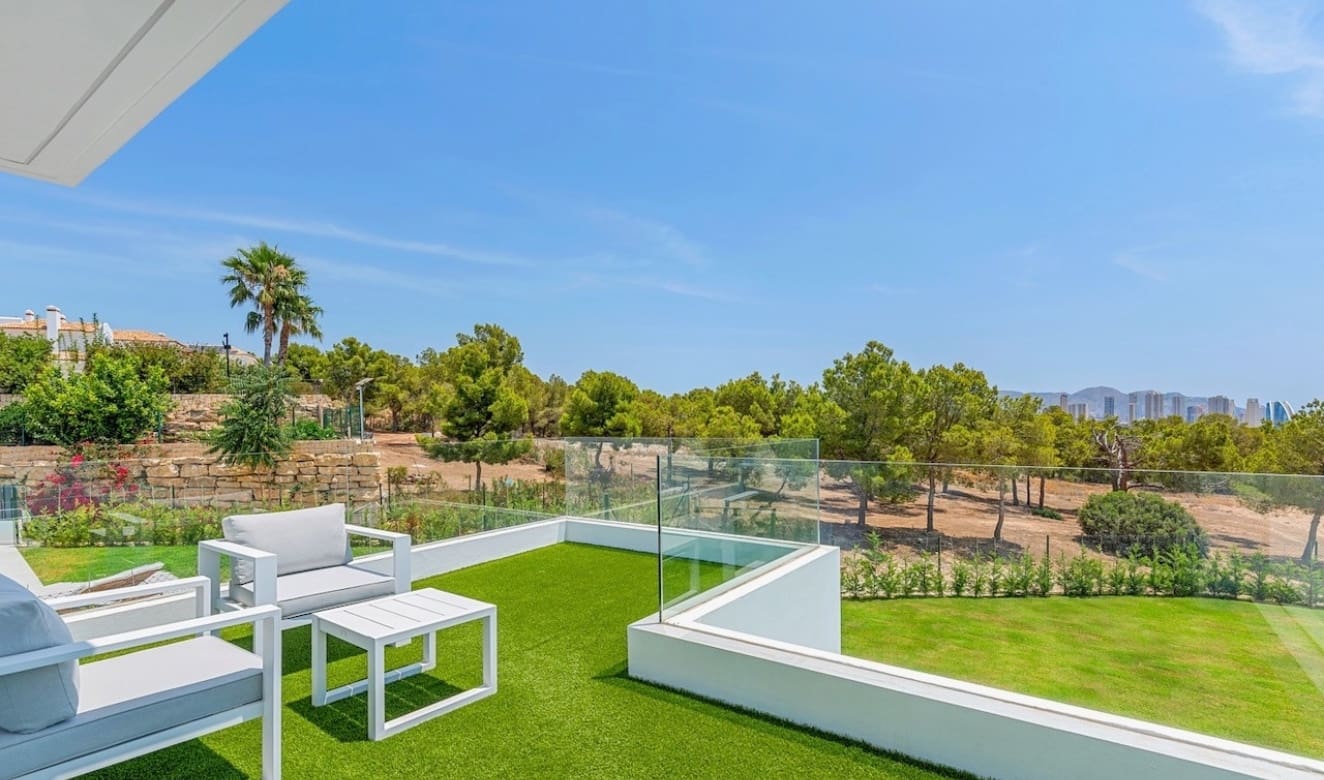 3 sypialnia Willa na sprzedaż w Finestrat z basenem - 885 000 € (Ref: 9749310)