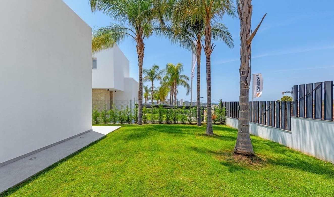 3 sypialnia Willa na sprzedaż w Finestrat z basenem - 885 000 € (Ref: 9749310)