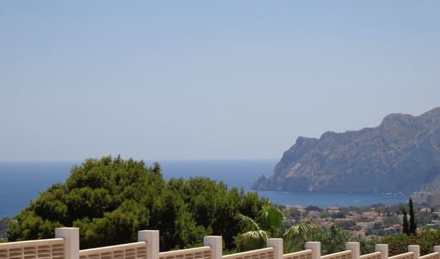 4 soveværelse Villa til salg i Benissa med swimmingpool - € 2.200.000 (Ref: 9753569)