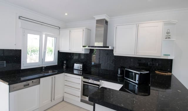 2 makuuhuone Huoneisto myytävänä paikassa Benissa - 335 000 € (Ref: 9756675)