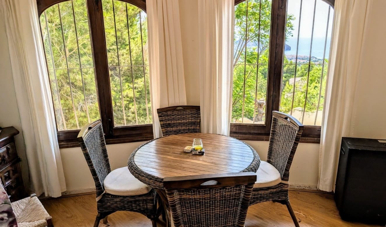 4 slaapkamer Villa te koop in Moraira met zwembad - € 875.000 (Ref: 9758403)