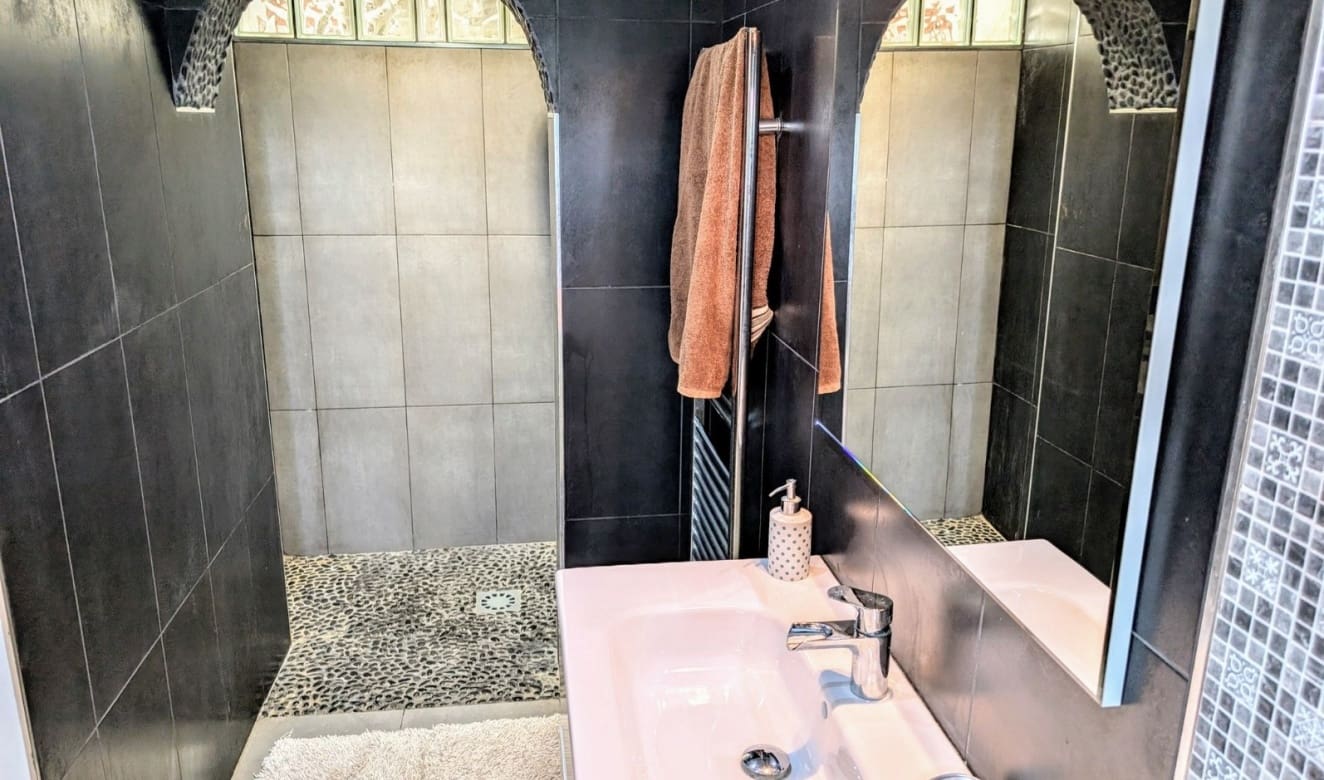 4 slaapkamer Villa te koop in Moraira met zwembad - € 875.000 (Ref: 9758403)