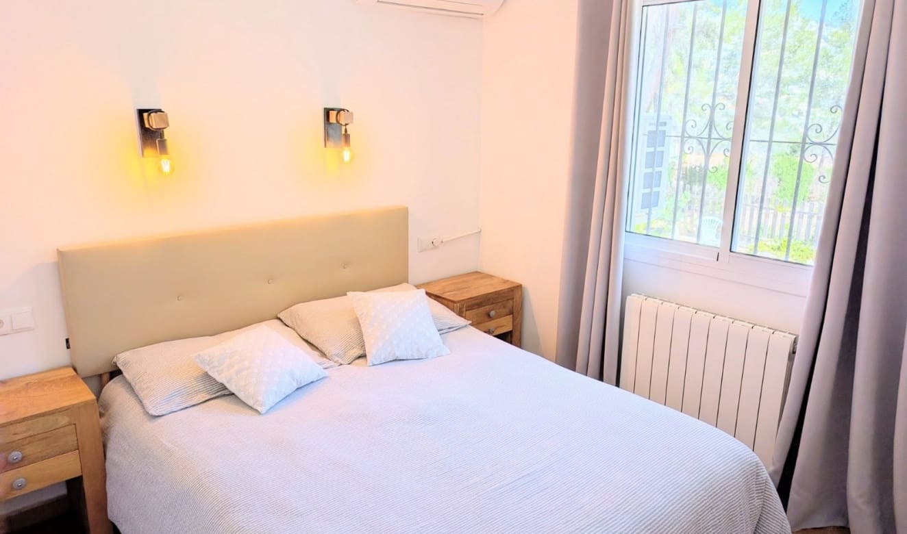 2 sypialnia Dom na sprzedaż w Moraira z basenem - 289 000 € (Ref: 9782285)