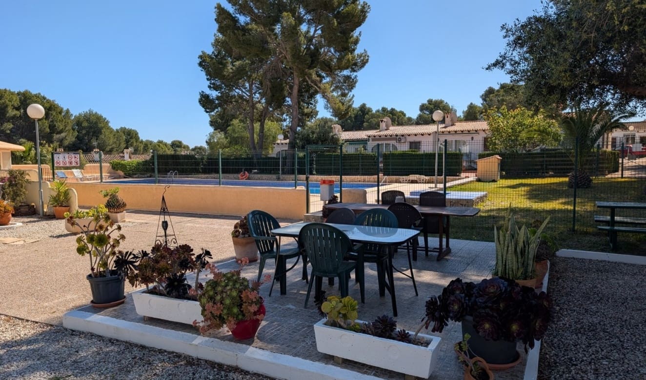 2 sypialnia Dom na sprzedaż w Moraira z basenem - 289 000 € (Ref: 9782285)