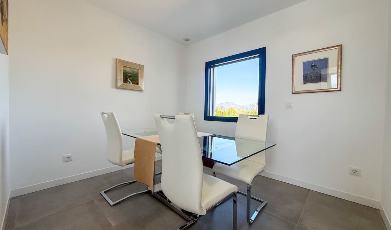 3 soveværelse Villa til salg i Tormos med swimmingpool garage - € 825.000 (Ref: 9804822)