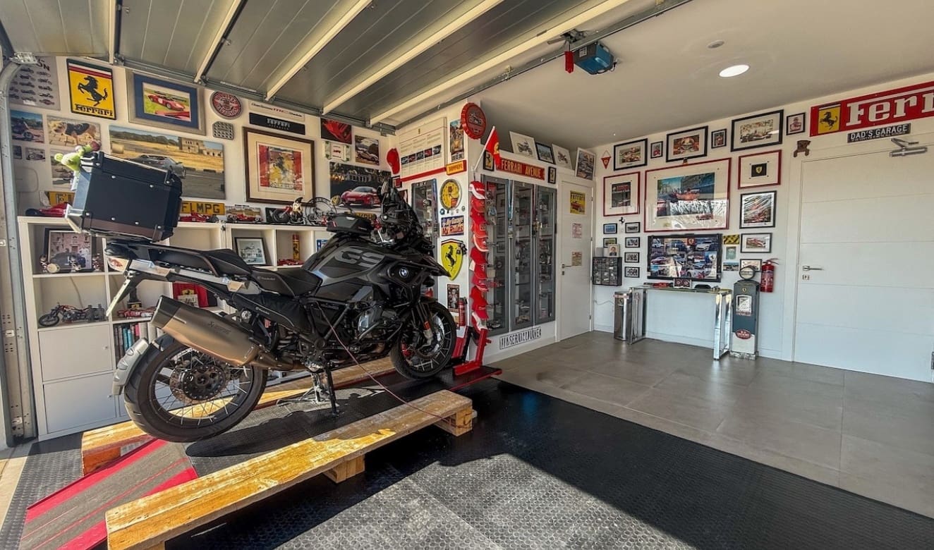 3 soveværelse Villa til salg i Tormos med swimmingpool garage - € 825.000 (Ref: 9804822)
