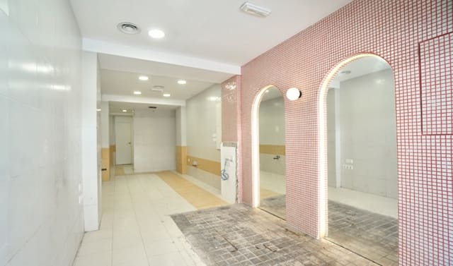 Local Comercial en Moraira, Teulada-Moraira en venta - 320.000 € (Ref: 9823193)
